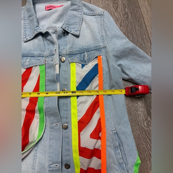 Dqmane Colorful Denim Jacket with Geometric Patterns - Picture 5 of 8